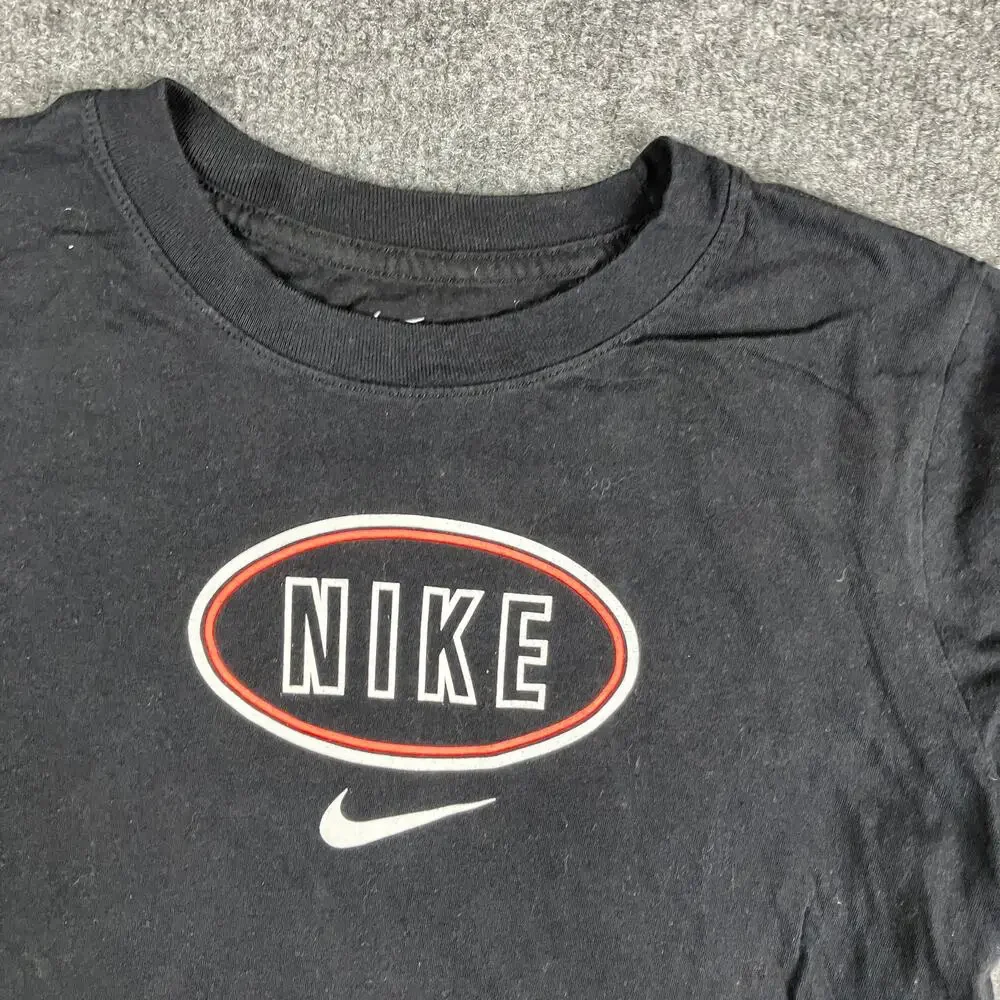 Nike T-Shirt Kids Size XL Black Short‎ Sleeve Logo Tee Swoosh Graphic Casual